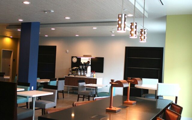 Holiday Inn Express & Suites Gatesville - N. Ft Hood by IHG