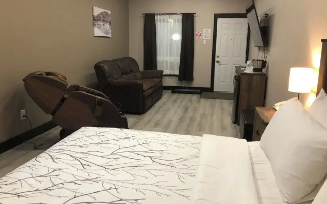 Motel 7 Inn & Suites