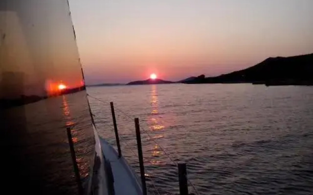 House Rhapsody In Blue