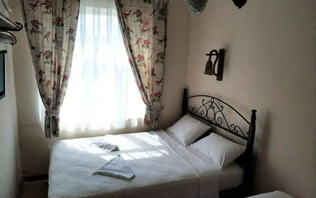 Adamarin Otel