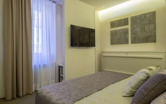 Room 230 Roma Luxury Suites