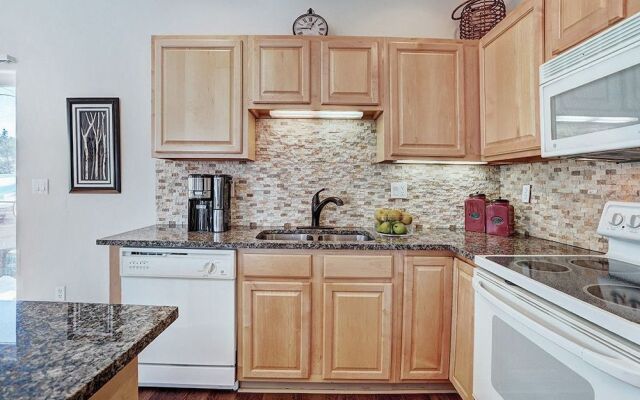 Kingdom Park Townhomes 830 by RedAwning