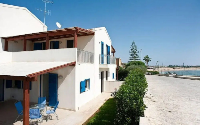 Dolce Mare 4 - Sea Front - Large Balcony - Sandy Beach