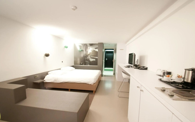 Corbie Geel