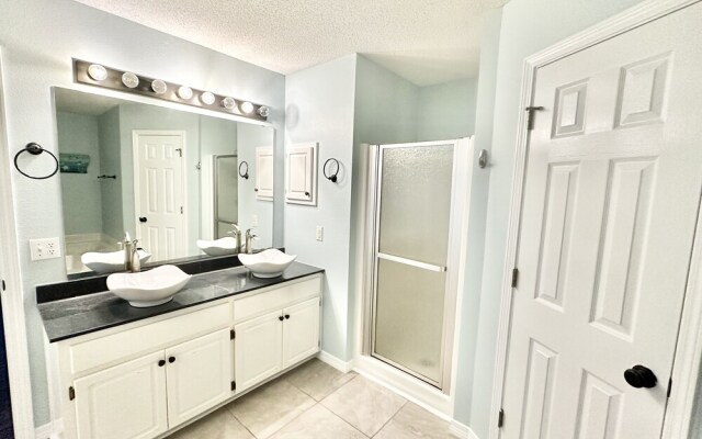 Bayou Breeze 4 Bedroom Home by RedAwning