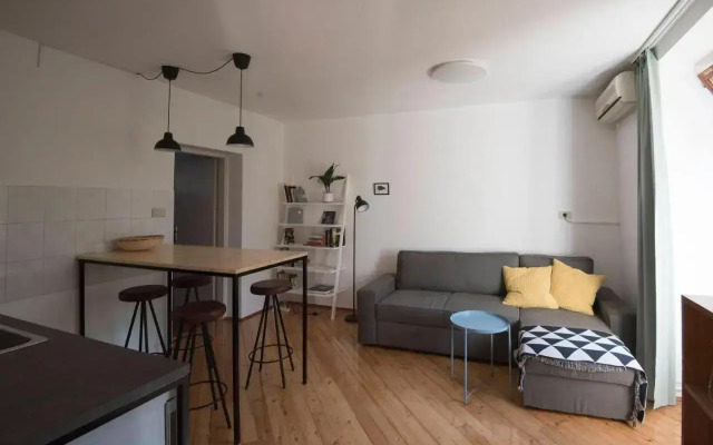 Mila Vila - Charming apartment near the sea