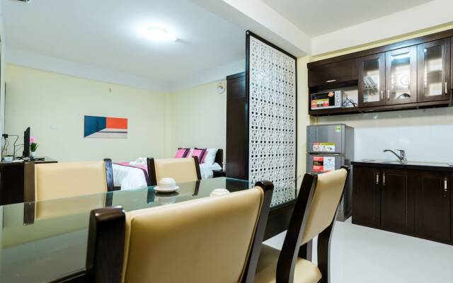 Crystal Hotel My Dinh