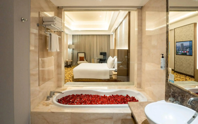 Wyndham Surabaya City Centre