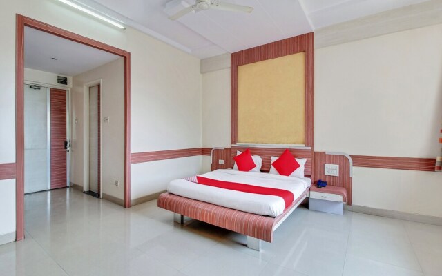 Oyo 60852 Hotel Residency Park