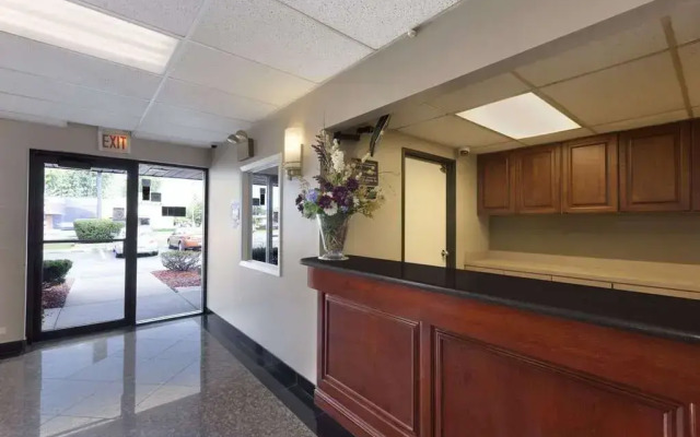 Super 8 Motel - Bridgeview/Chicago Area