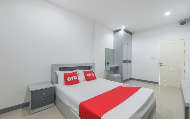 OYO 1159 K and K Apartment
