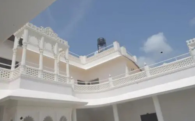 Sai Palace