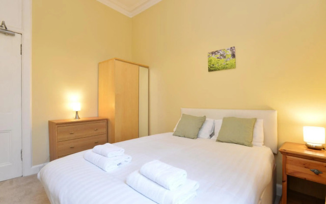 Executive 3 bed in The Meadows