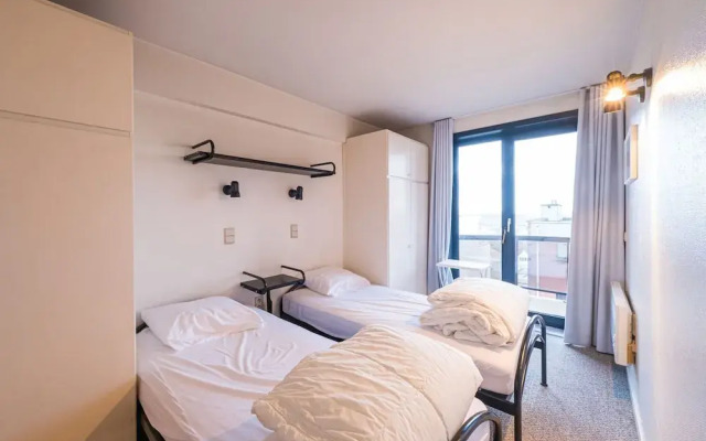 Apartment With a Nice Terrace