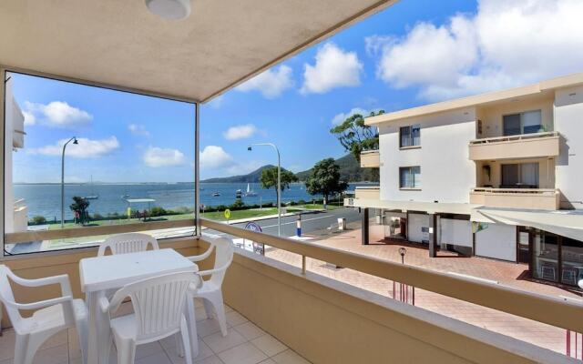Bay Village Unit 14 47 Shoal Bay Road