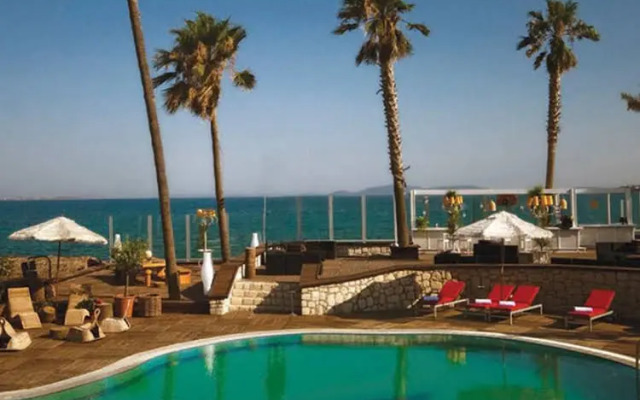 Lemon Hotel And Beach