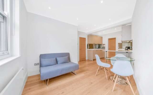1 Bedroom Apartment In The Heart Of Soho