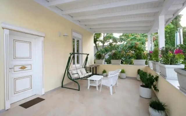 Vila Ferdinand Modern Rooms In Tirana