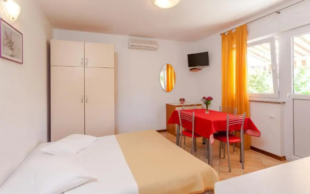 Guest House Davor Tomas