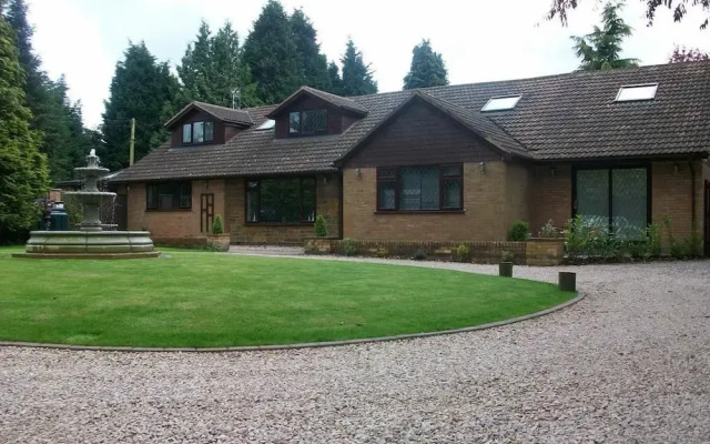 Barncroft Luxury Guest House