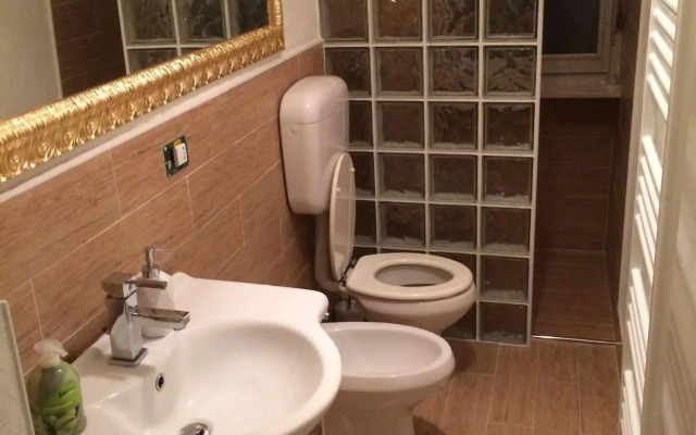 Rigoletto Rental Rooms