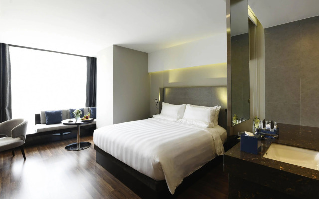 Novotel Suites Hanoi