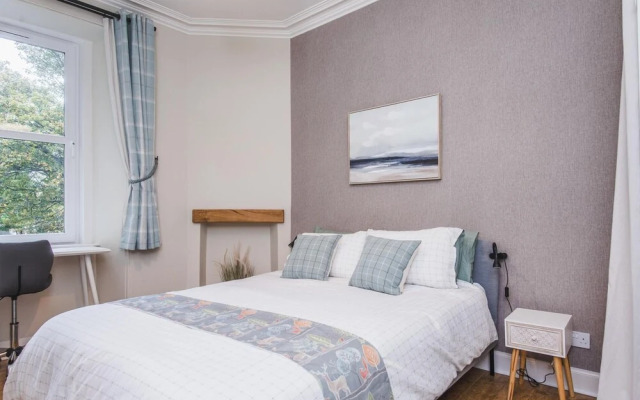 NEW Sleek 1BD Edinburgh City Centre Stay