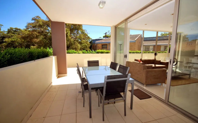 Shoal Bay Road, Aura Apartments, Unit 06, 59