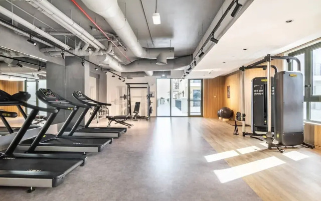 Stylish 2BR in La Rive 2