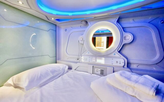 Atypicap Capsule Hostel