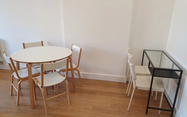 AMAZING 2 BEDS 2 BATHS 10min LDN BRIDGE