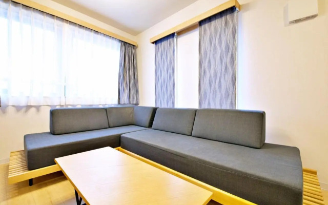 メイスン倶楽部 安里 2F