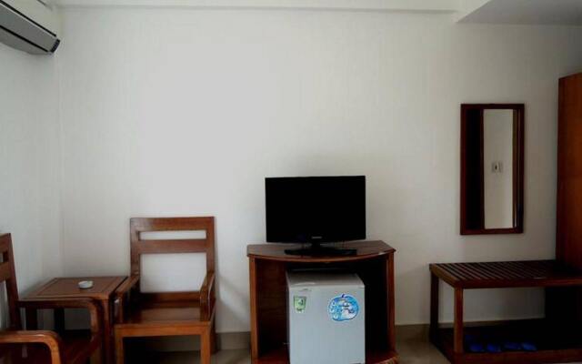 Golden Lotus Hotel