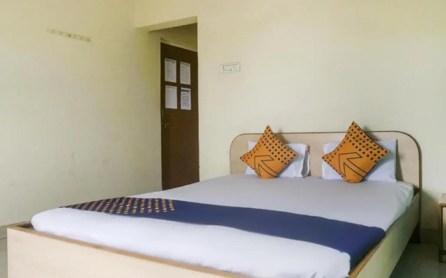 Vaishali Lodge by OYO Rooms