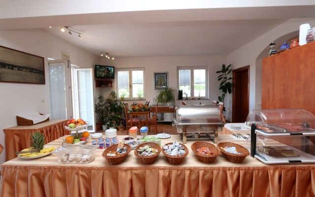 B&B Jugo
