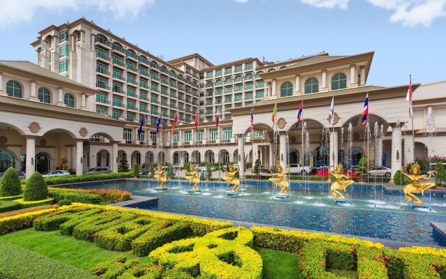 Garden City Hotel