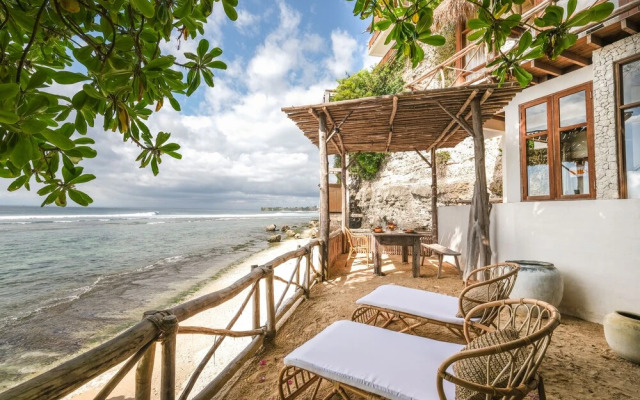 Uluwatu Surf Shack