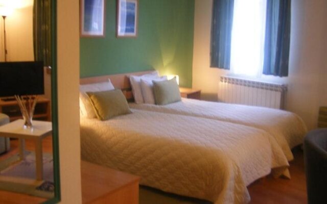 Hotel 7