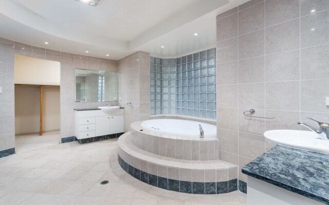 Luxury Bungalow