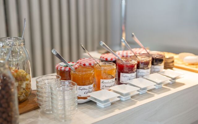 Holiday Inn Express Paris - Velizy by IHG