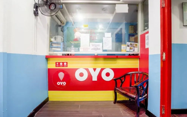 OYO 89894 1st Inn Hotel Klang Sentral
