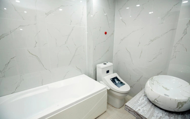 Sumitomo Hotel & Service Apartment 20 Lane 12 Dao Tan