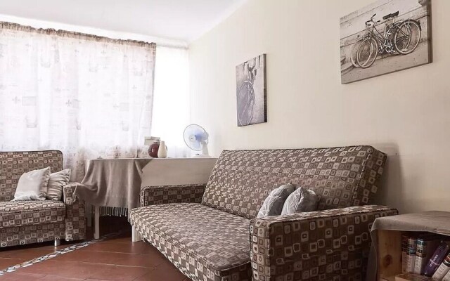 Spacious Downstairs Apartment