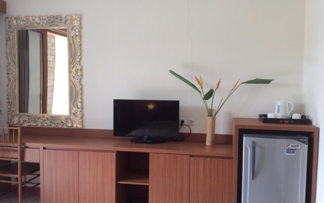 Ayu Love and Harmony Guest House