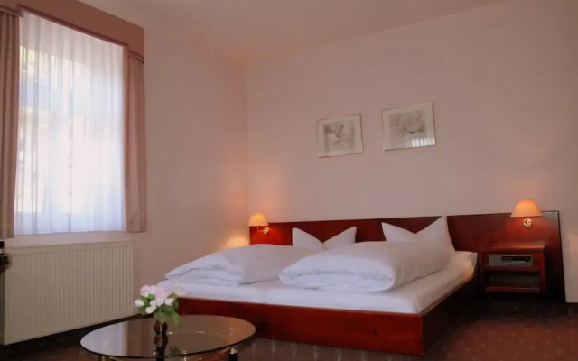 Waldhotel & Restaurant Bergschlösschen