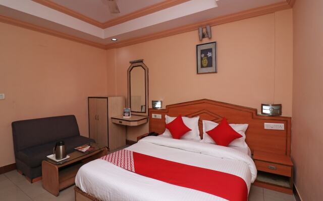 OYO 31010 Konark Regency