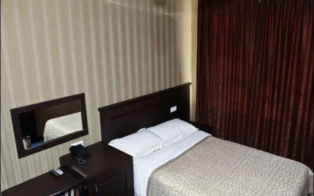 Отель Сильвер