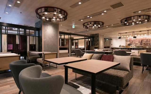Shin-Osaka Esaka Tokyu REI HOTEL