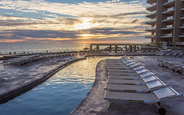 Las Palomas Beach & Golf Resort