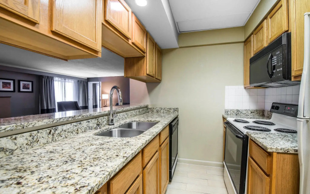 Holiday Inn Express Denver Central North by IHG